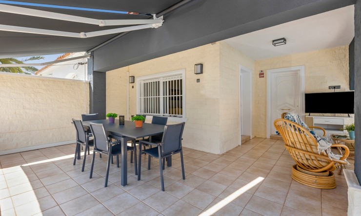 Resale - Villa -
Torrevieja - Rocio del Mar