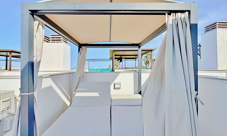 Wiederverkauf - Stadthaus -
Torrevieja - Los Balcones