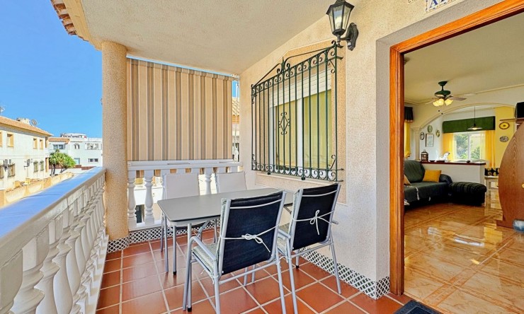Wiederverkauf - Wohnung -
Orihuela Costa - La Zenia