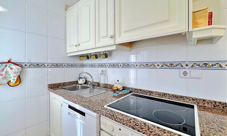 Wiederverkauf - Wohnung -
Orihuela Costa - La Zenia