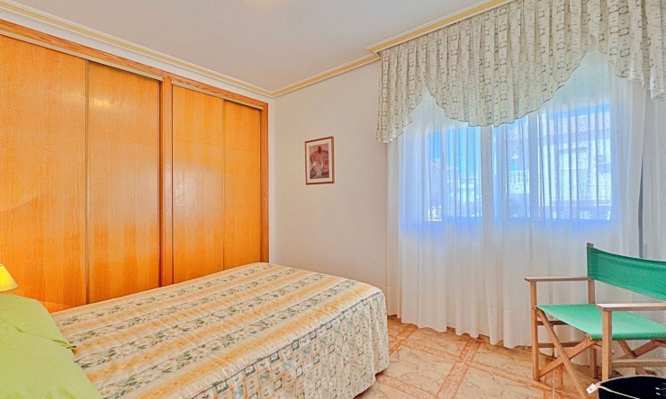 Wiederverkauf - Wohnung -
Orihuela Costa - La Zenia