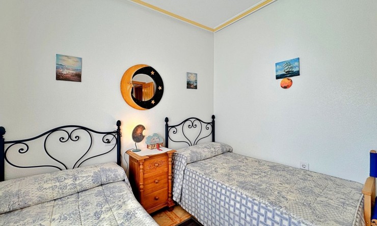 Wiederverkauf - Wohnung -
Orihuela Costa - La Zenia