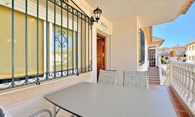 Wiederverkauf - Wohnung -
Orihuela Costa - La Zenia