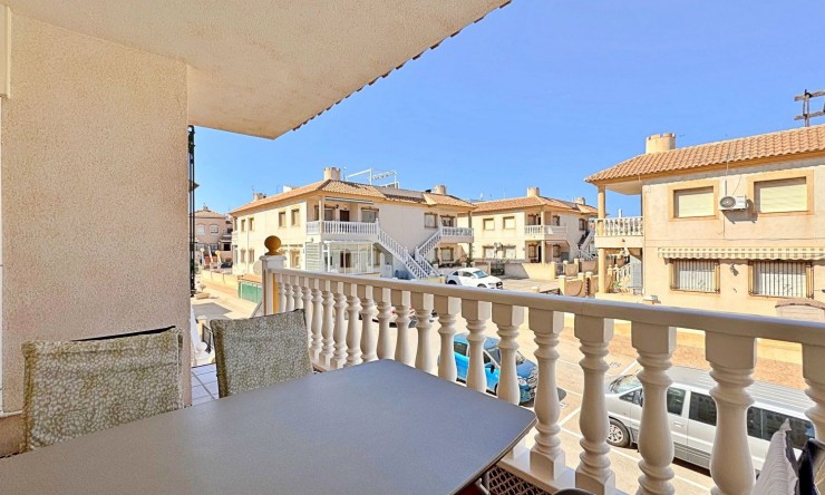 Wiederverkauf - Wohnung -
Orihuela Costa - La Zenia