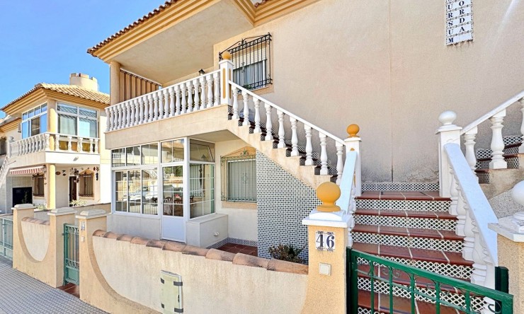 Wiederverkauf - Wohnung -
Orihuela Costa - La Zenia