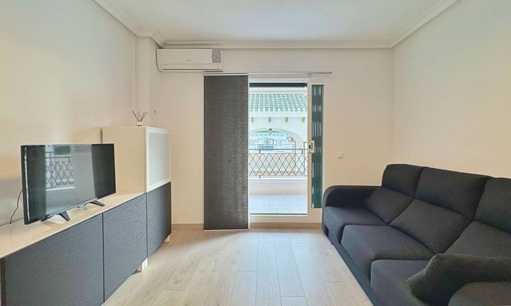 Resale - Apartment -
Torrevieja - La Mata