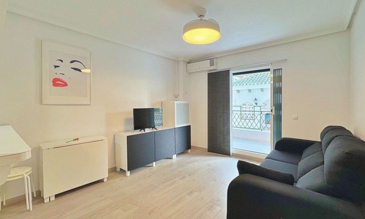 Resale - Apartment -
Torrevieja - La Mata