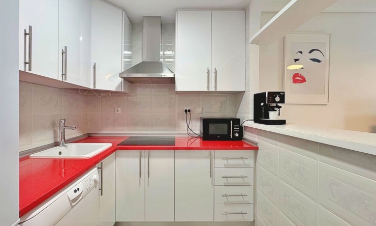 Resale - Apartment -
Torrevieja - La Mata