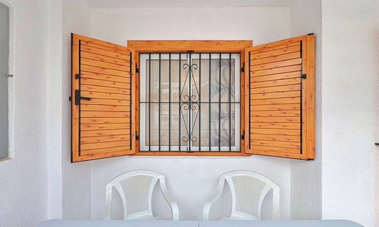 Resale - Apartment -
Torrevieja - La Mata