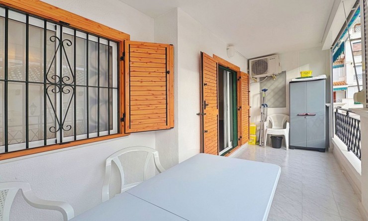 Resale - Apartment -
Torrevieja - La Mata