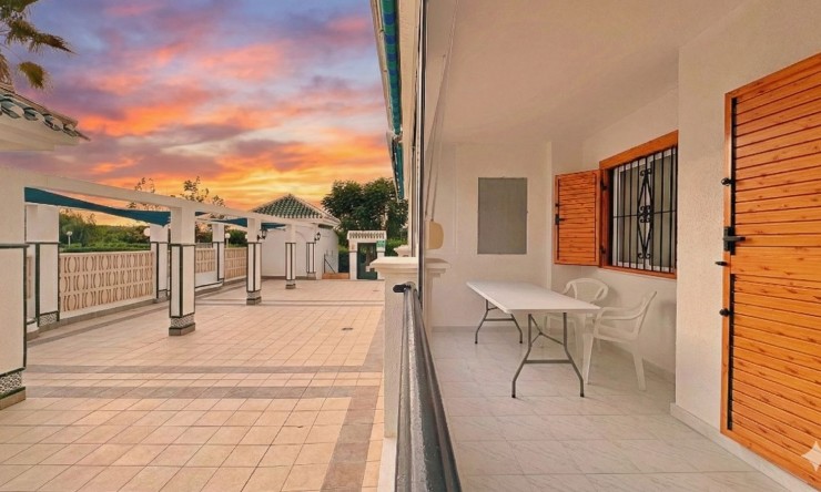 Resale - Apartment -
Torrevieja - La Mata