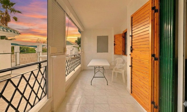 Resale - Apartment -
Torrevieja - La Mata