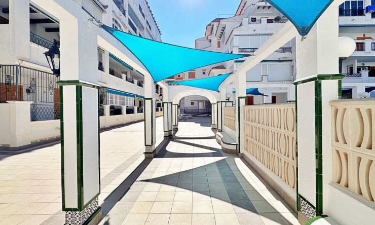 Resale - Apartment -
Torrevieja - La Mata