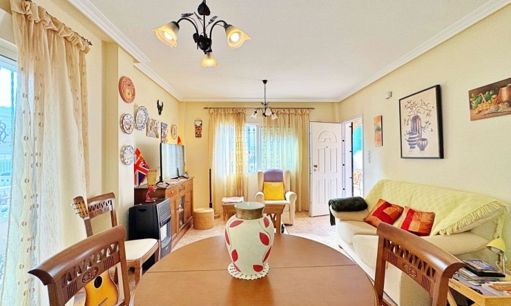Resale - Townhouse -
Orihuela Costa - Villamartín