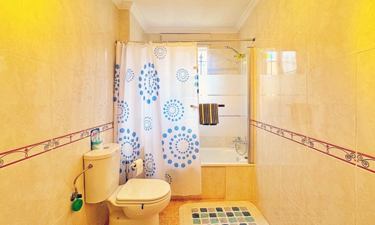 Resale - Townhouse -
Orihuela Costa - Villamartín