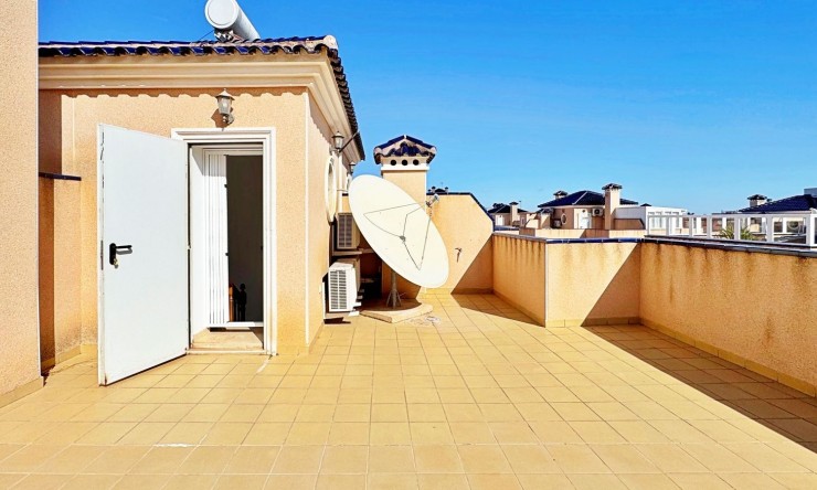 Resale - Townhouse -
Orihuela Costa - Villamartín