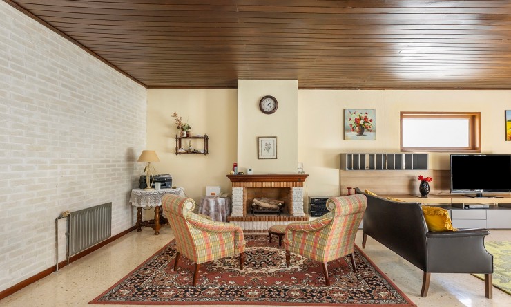 Resale - Villa -
Orihuela Costa - Las Filipinas