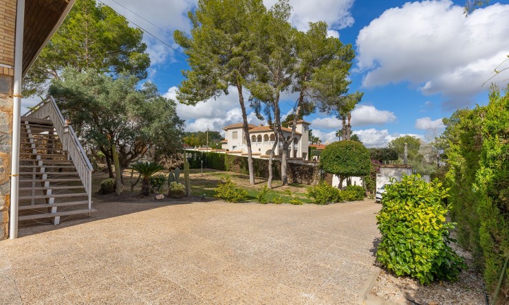Resale - Villa -
Orihuela Costa - Las Filipinas