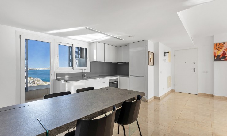Resale - Penthouse -
Torrevieja - Punta Prima