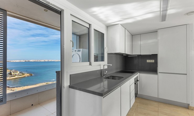 Resale - Penthouse -
Torrevieja - Punta Prima