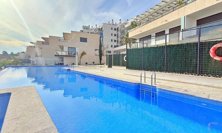 Resale - Apartment -
Orihuela Costa - Campoamor