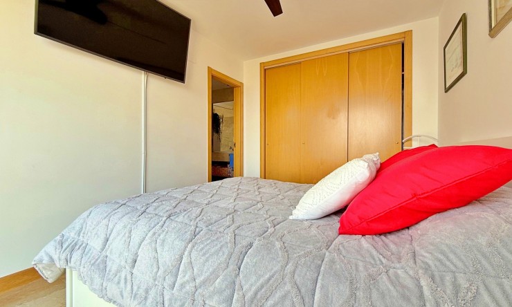 Resale - Apartment -
Orihuela Costa - Campoamor