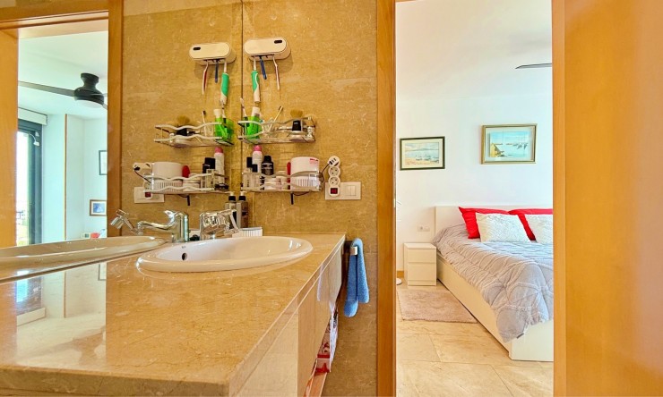 Resale - Apartment -
Orihuela Costa - Campoamor