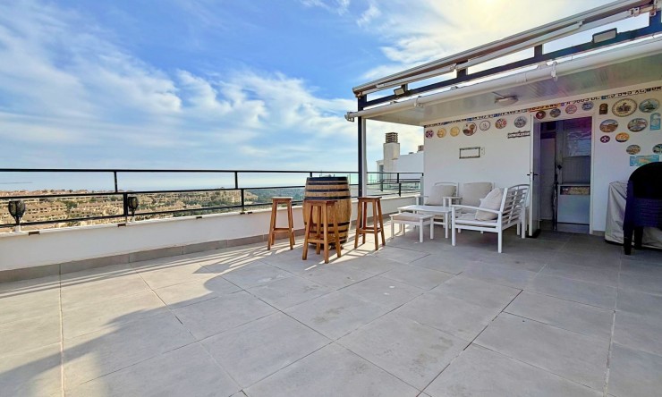 Resale - Apartment -
Orihuela Costa - Campoamor