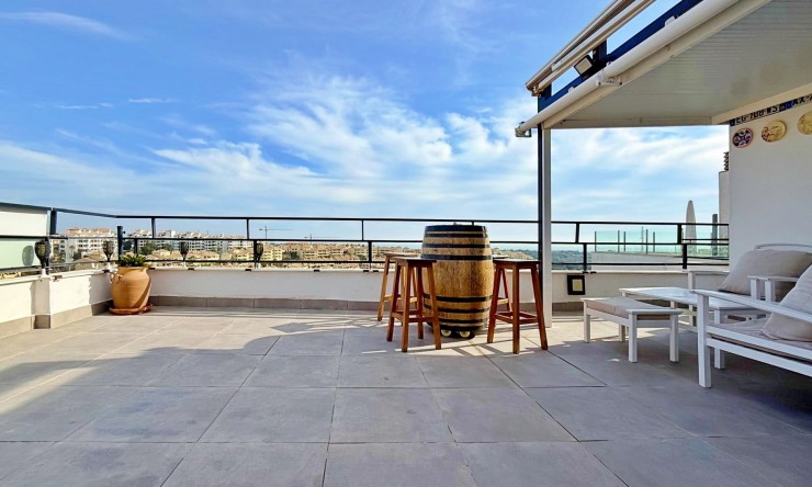 Resale - Apartment -
Orihuela Costa - Campoamor