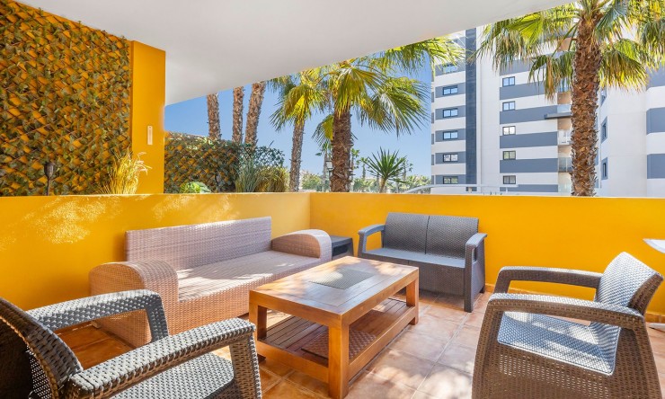 Resale - Apartment -
Torrevieja - Punta Prima