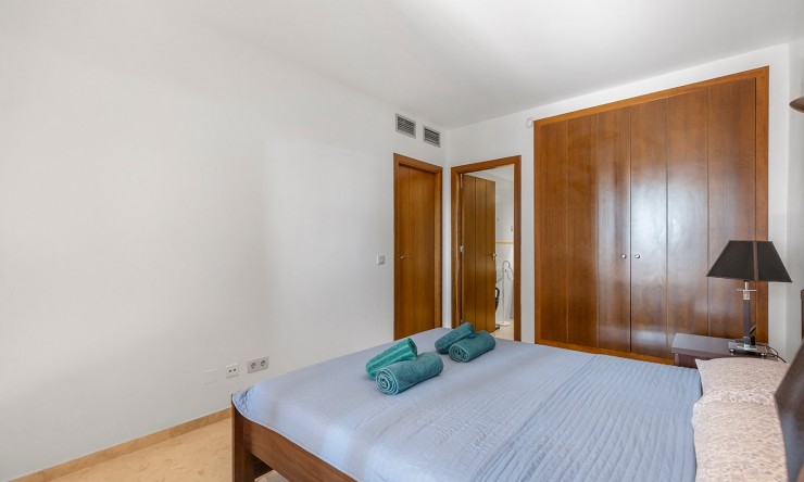 Resale - Apartment -
Torrevieja - Punta Prima