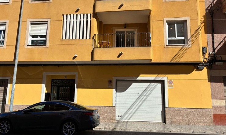 Resale - Apartment -
Almoradí