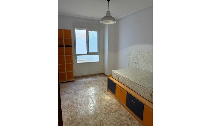 Resale - Apartment -
Almoradí