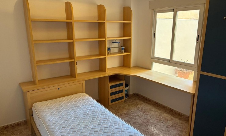 Resale - Apartment -
Almoradí
