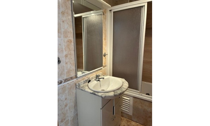 Resale - Apartment -
Almoradí