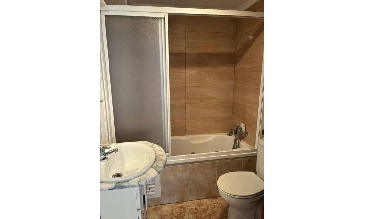 Resale - Apartment -
Almoradí