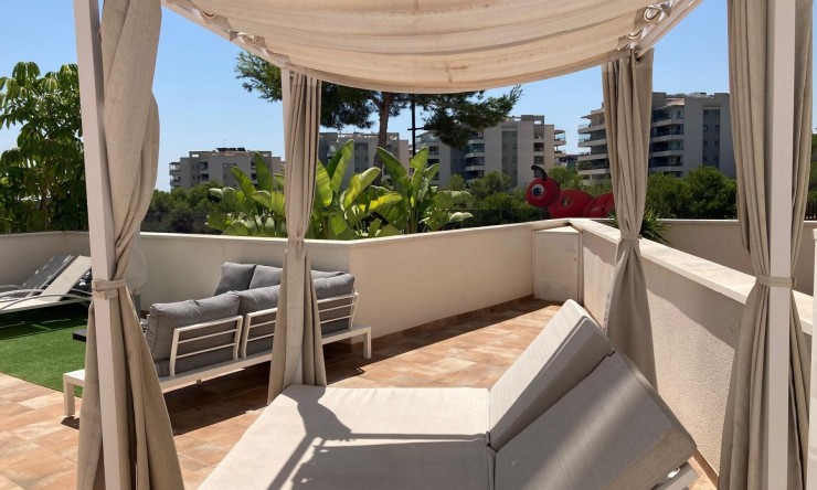 Resale - Apartment -
Los Dolses