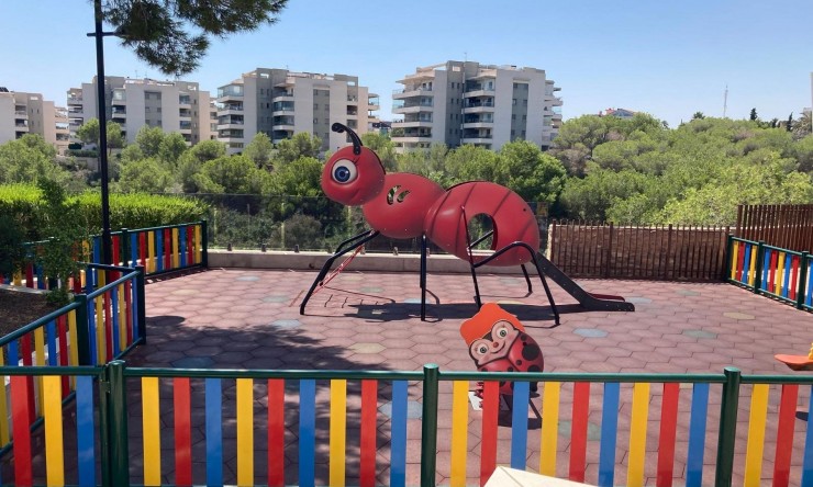 Resale - Apartment -
Los Dolses