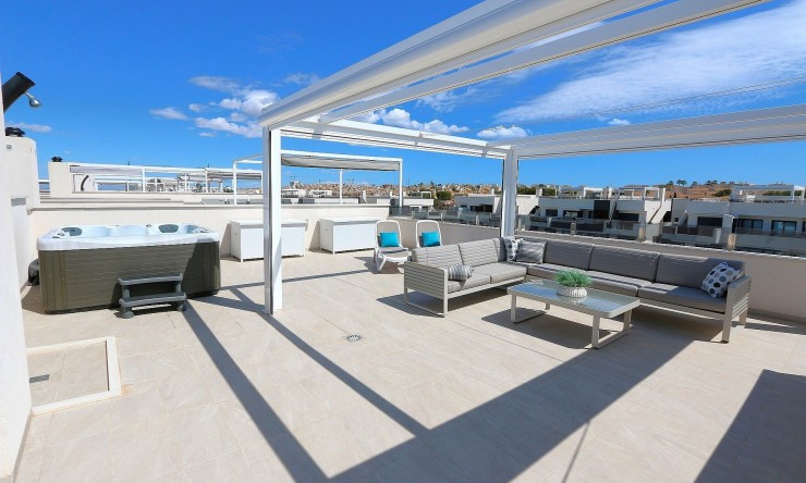 Resale - Penthouse -
Los Altos