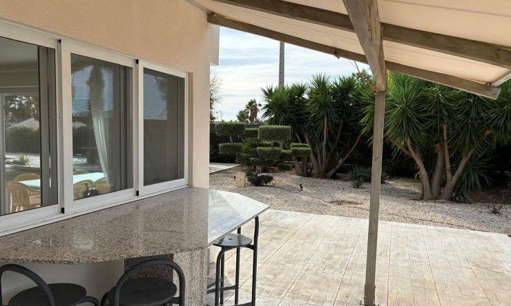 Resale - Detached Villa -
Crevillente
