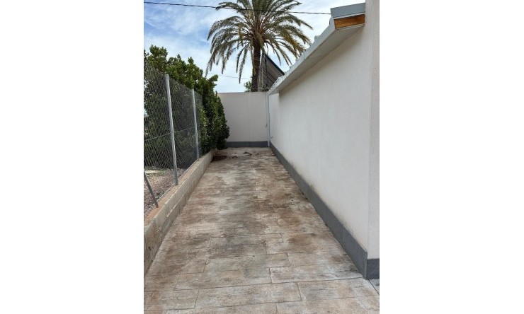 Resale - Detached Villa -
Crevillente