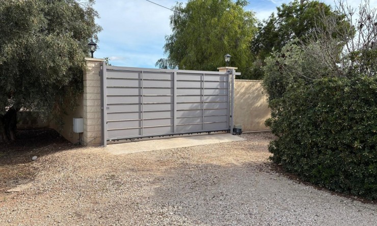 Resale - Detached Villa -
Crevillente