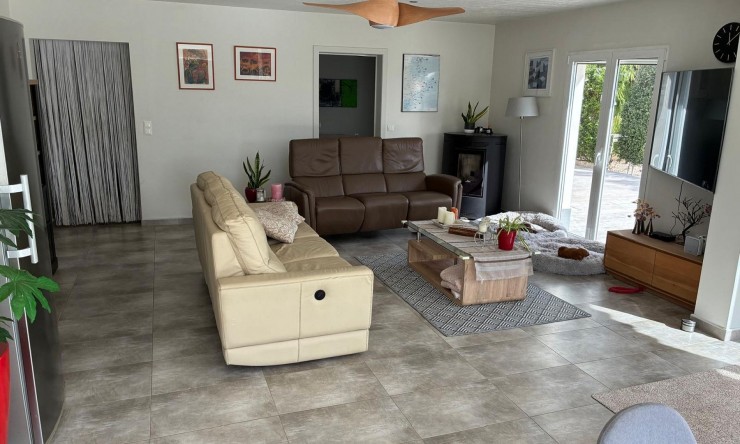 Resale - Detached Villa -
Crevillente