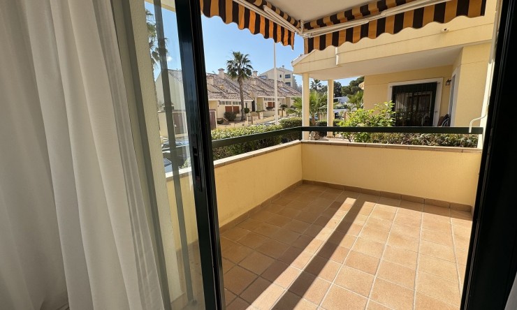 Resale - Apartment -
Lomas De Campoamor