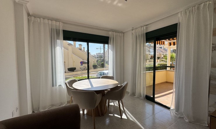 Resale - Apartment -
Lomas De Campoamor
