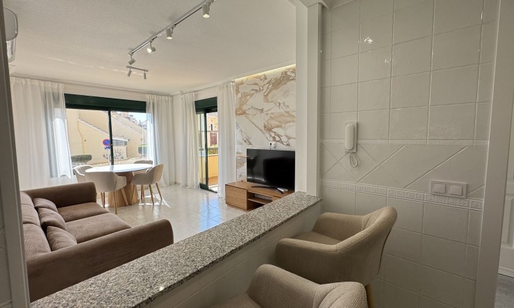 Resale - Apartment -
Lomas De Campoamor