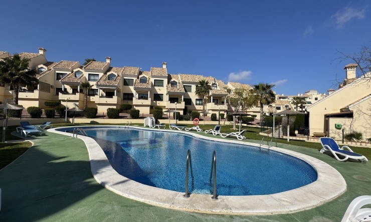 Resale - Apartment -
Lomas De Campoamor