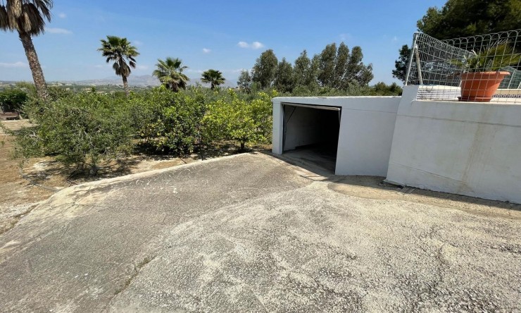 Resale - Detached Villa -
El Rebolledo