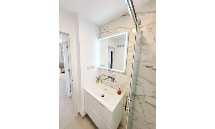 Rynek Wtórny - Apartament -
San Miguel de Salinas