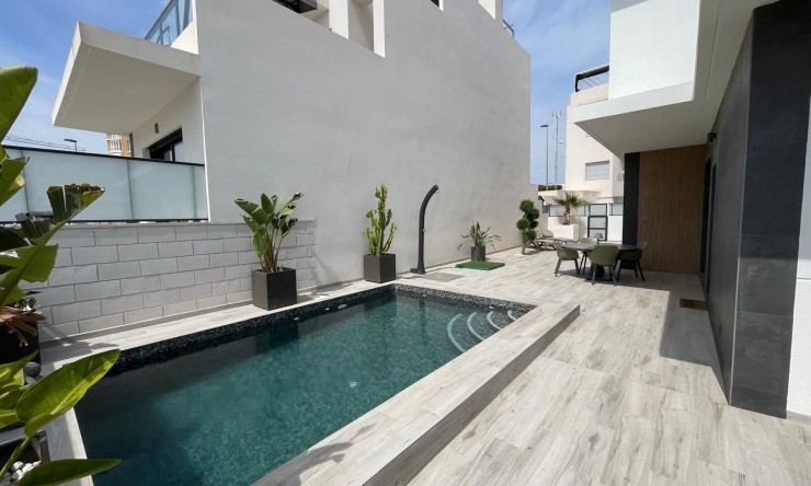 Revente - Villa -
Benijofar